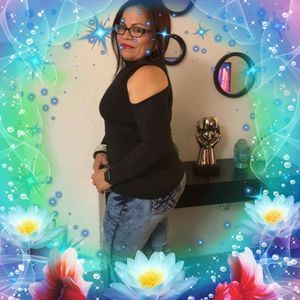 Meet your Posher, Milagros